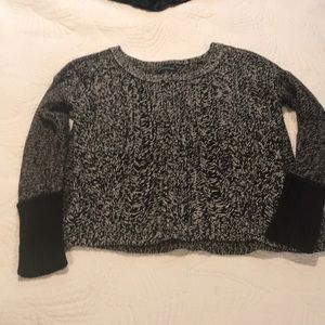 AEO sweater
